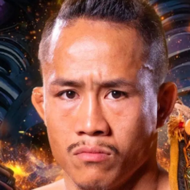 NGUYỄN HOÀNG THẠCH